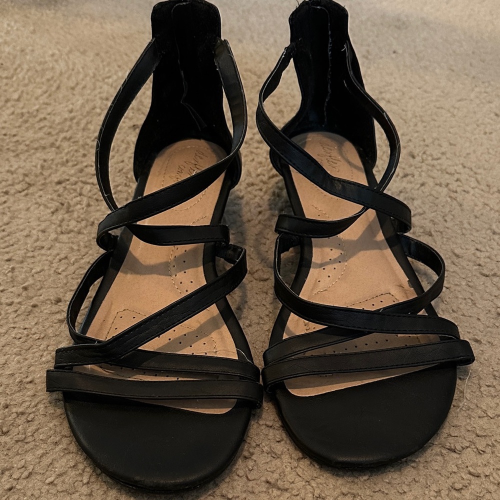 Dexflex Comfort Women's Black Strappy Sandals - Classic Summer Heels